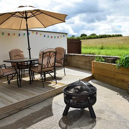 Immaculate Inviting Light And Airy 2-Bed Cottage Tibshelf Exterior photo
